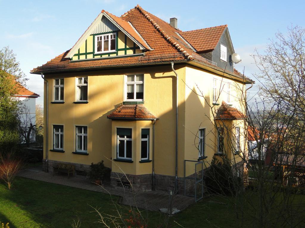 Pension Villa Am Burgberg วัลเทอร์สเฮาเซน ภายนอก รูปภาพ